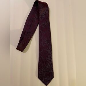 MICHAEL KORS Silk Mens Tie Purple Floral Raised Design -Beautiful !!!!